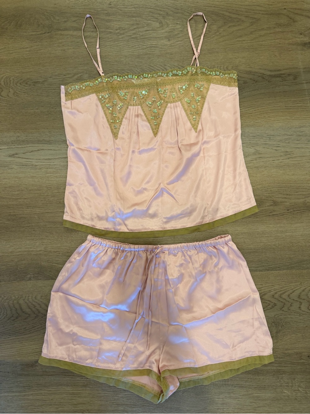 Victoria’s Secret Pink Satin Sequin Lace Cami Shorts Set M Coquette